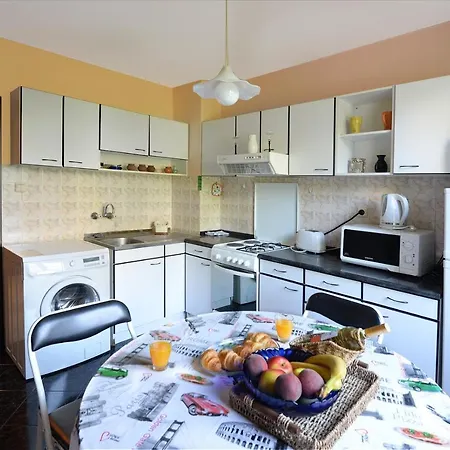 Lozenec 2,beautiful Location