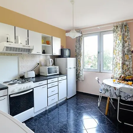 Lozenec 2,beautiful Location