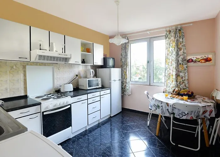 Lozenec 2,beautiful Location